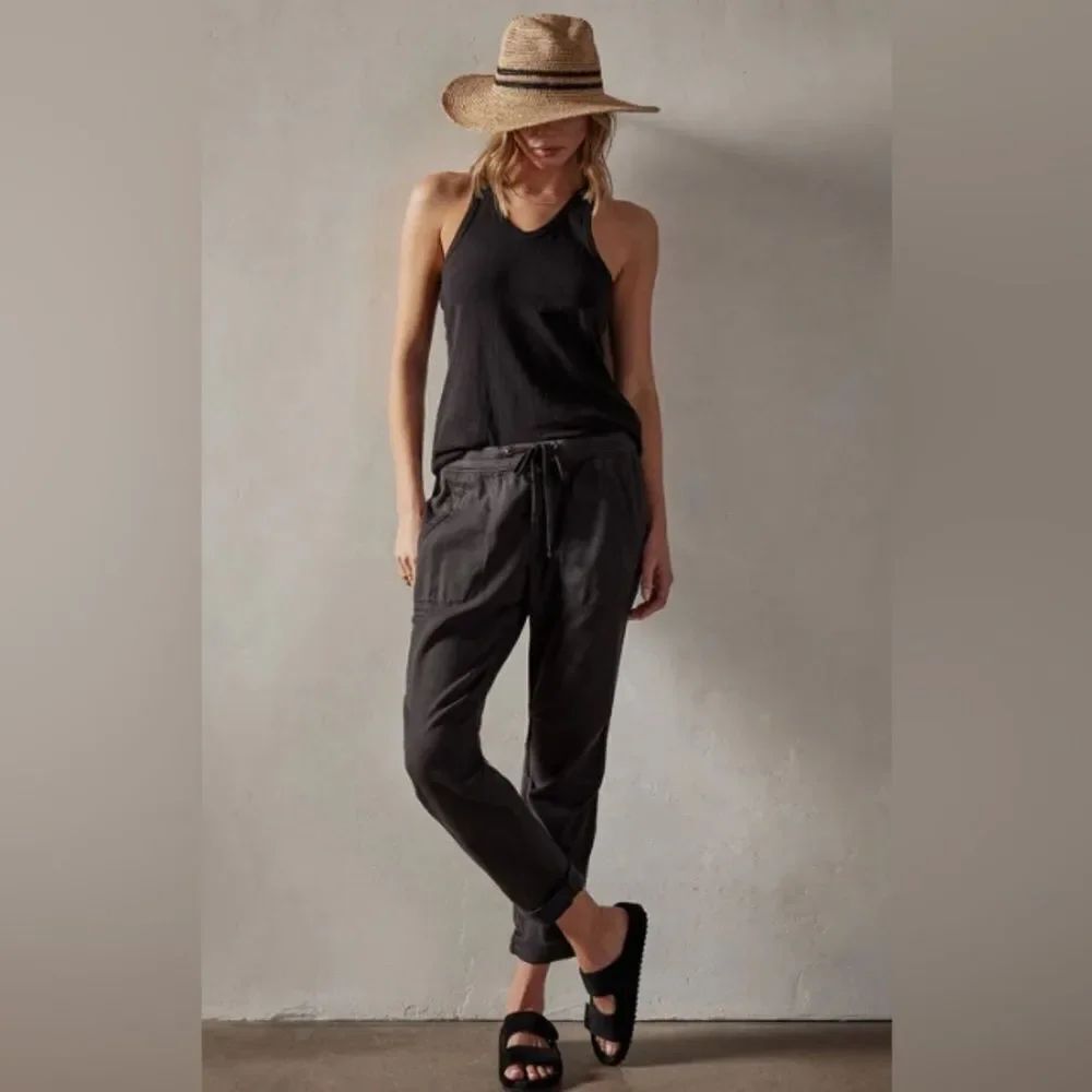 James Perse Super Soft drape Pants
COLOR: distressed Carbon Pigment